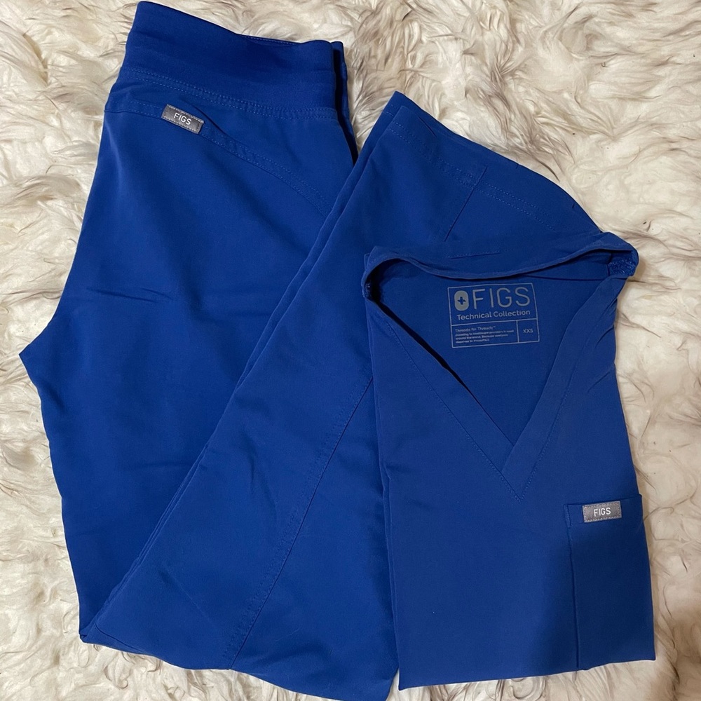XXS FIGS SCRUBS SET